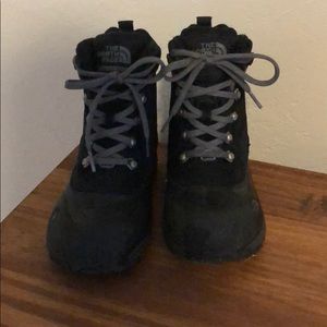 The north face kids snow boots black